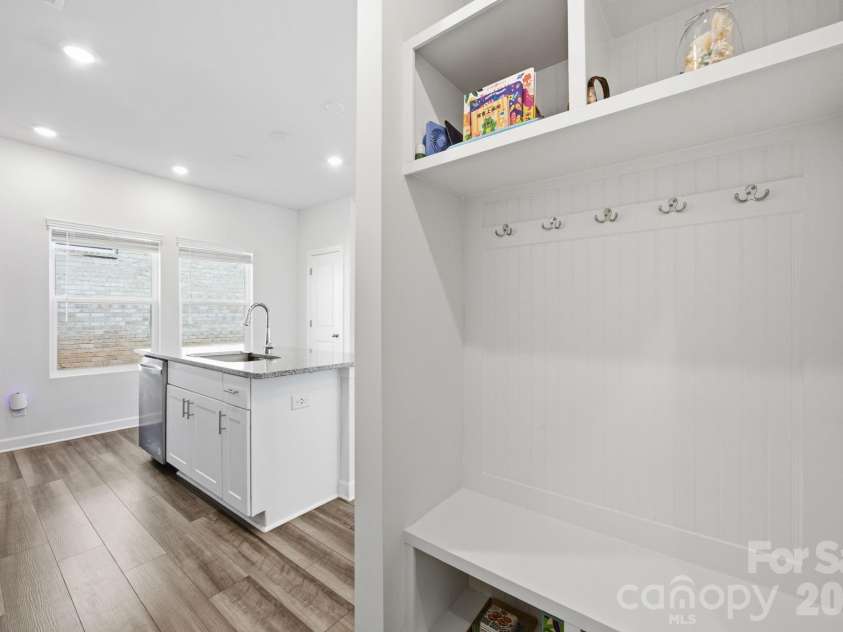 1218 Colgher Street, Charlotte, NC 28227.  MLS# CAR4399703, YatesRealty ID 37049. 