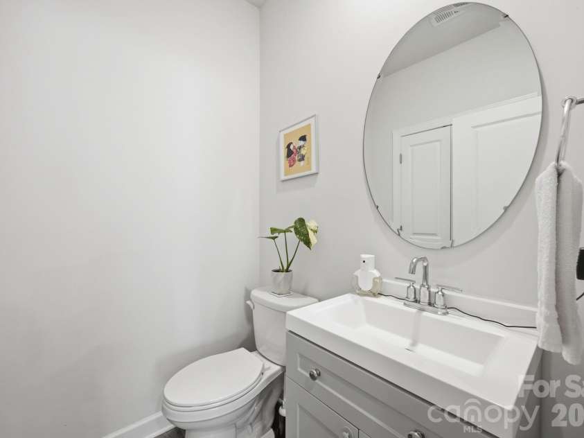 1218 Colgher Street, Charlotte, NC 28227.  MLS# CAR4399703, YatesRealty ID 37049. 