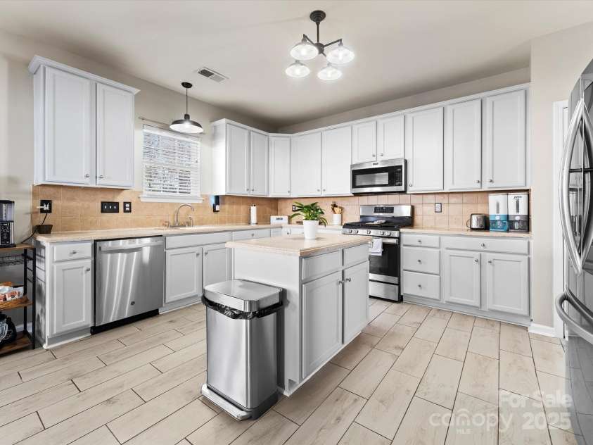 12028 Regal Lily Lane, Huntersville, NC 28078.  MLS# CAR4239807, YatesRealty ID 3705. 