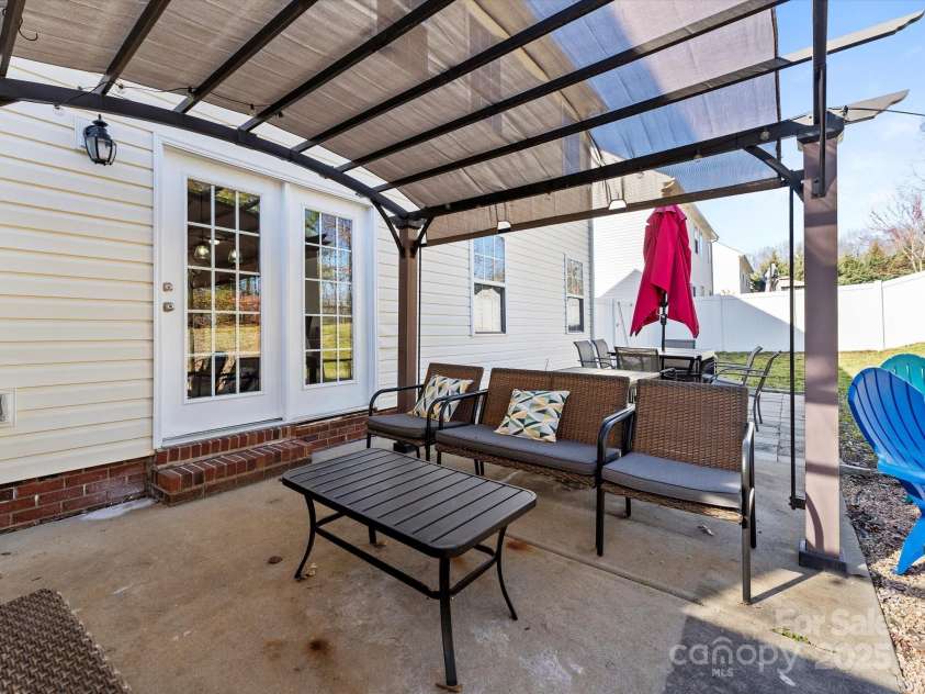 12028 Regal Lily Lane, Huntersville, NC 28078.  MLS# CAR4239807, YatesRealty ID 3705. 