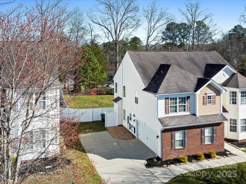 12028 Regal Lily Lane, Huntersville, NC 28078.  MLS# CAR4239807, YatesRealty ID 3705. 