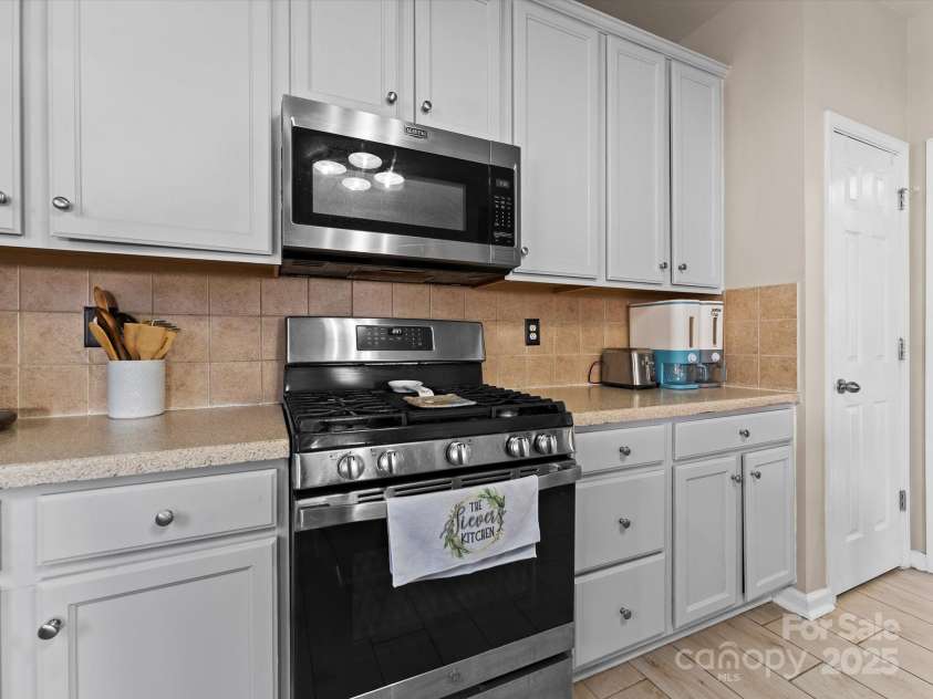12028 Regal Lily Lane, Huntersville, NC 28078.  MLS# CAR4239807, YatesRealty ID 3705. 