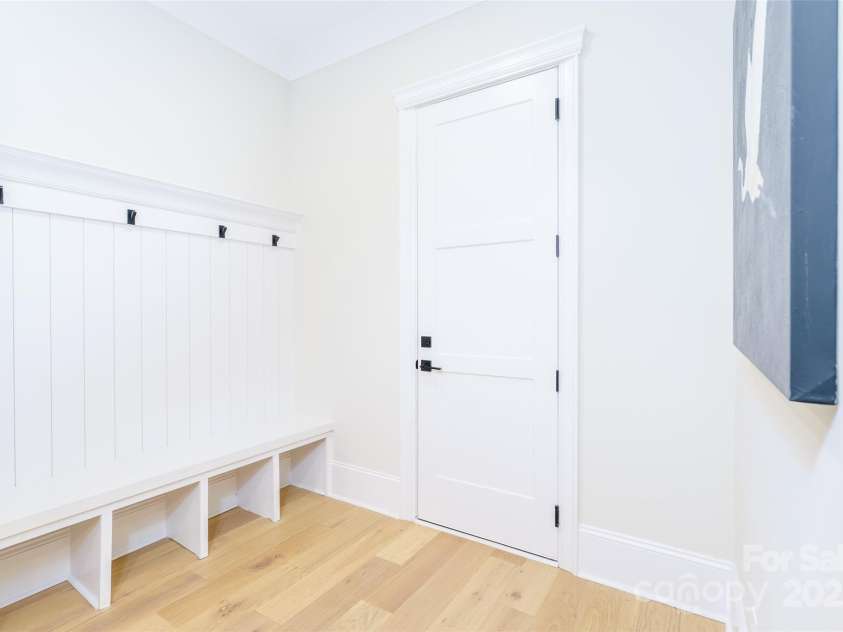 150 Forest Creek Drive, Statesville, NC 28625.  MLS# CAR4286307, YatesRealty ID 3705. Garage Entrance