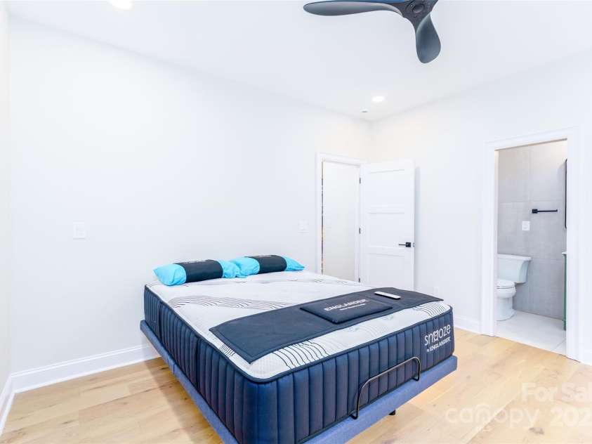 150 Forest Creek Drive, Statesville, NC 28625.  MLS# CAR4286307, YatesRealty ID 3705. Secondary Bedroom #3