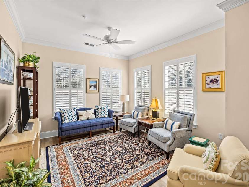 2994 Selwyn Avenue, Charlotte, NC 28209.  MLS# CAR4354411, YatesRealty ID 3705. 