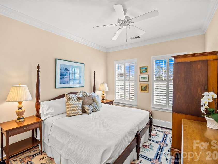 2994 Selwyn Avenue, Charlotte, NC 28209.  MLS# CAR4354411, YatesRealty ID 3705. 