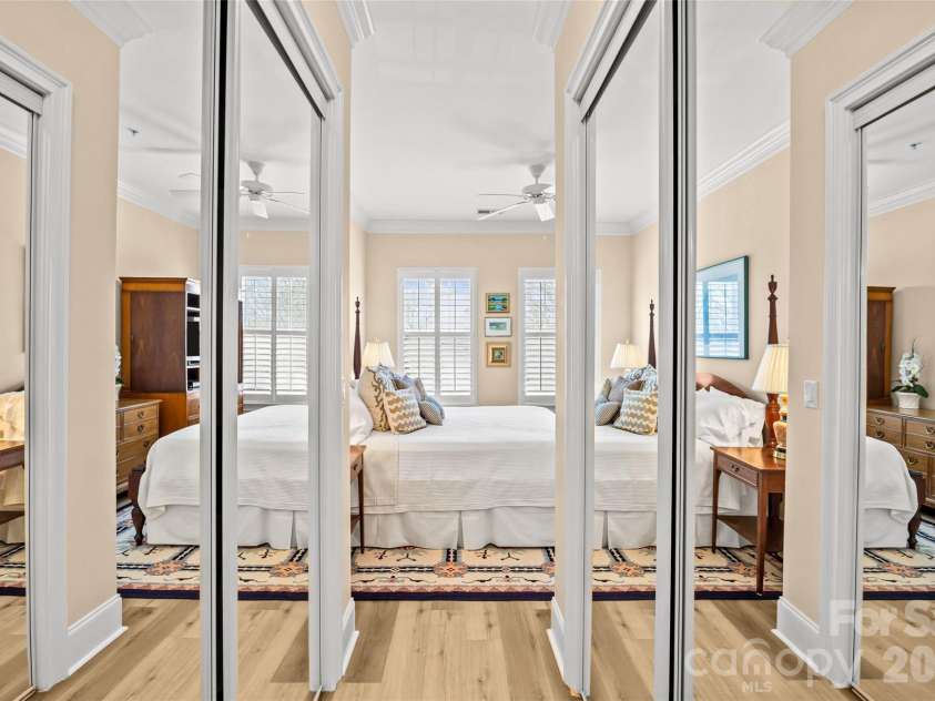 2994 Selwyn Avenue, Charlotte, NC 28209.  MLS# CAR4354411, YatesRealty ID 3705. 