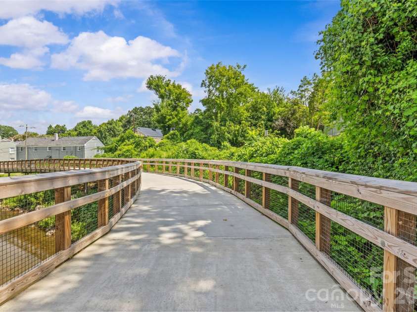 2994 Selwyn Avenue, Charlotte, NC 28209.  MLS# CAR4354411, YatesRealty ID 3705. 