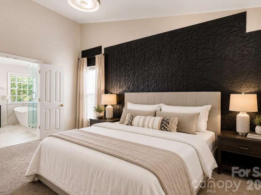 8021 Pelorus Lane, Charlotte, NC 28269.  MLS# CAR4394825, YatesRealty ID 37050. 2nd Floor Master Bedroom