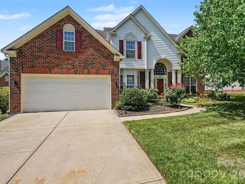 8021 Pelorus Lane, Charlotte, NC 28269.  MLS# CAR4394825, YatesRealty ID 37050. Front Exterior
