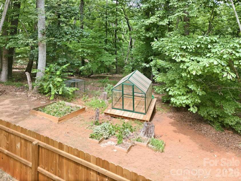 340 Oakwood Lane, Columbus, NC 28722.  MLS# CAR4402990, YatesRealty ID 37051. 