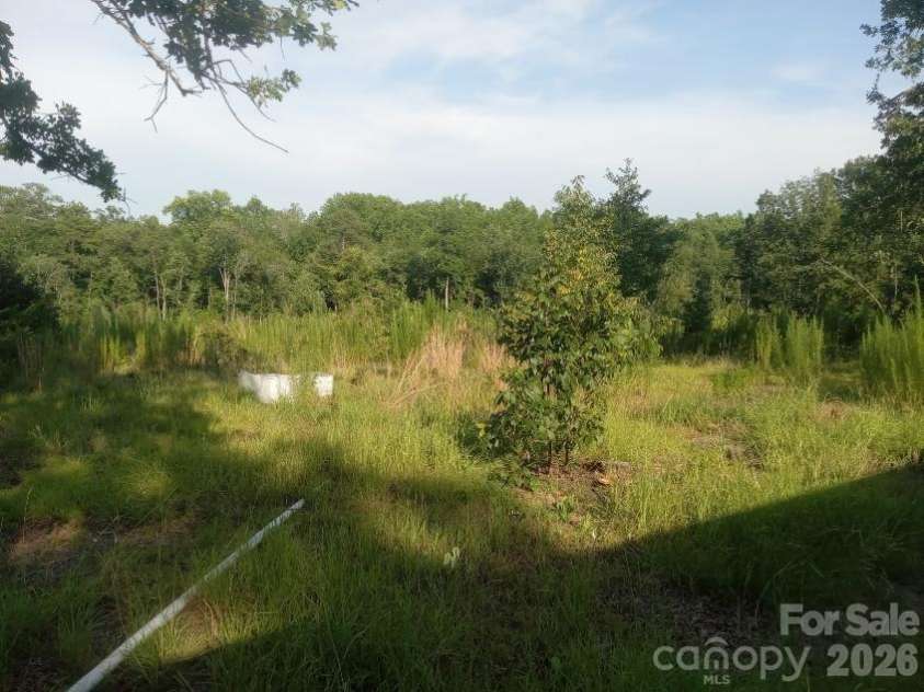 3328 Love Road, Kershaw, SC 29067.  MLS# CAR4383966, YatesRealty ID 37053. 