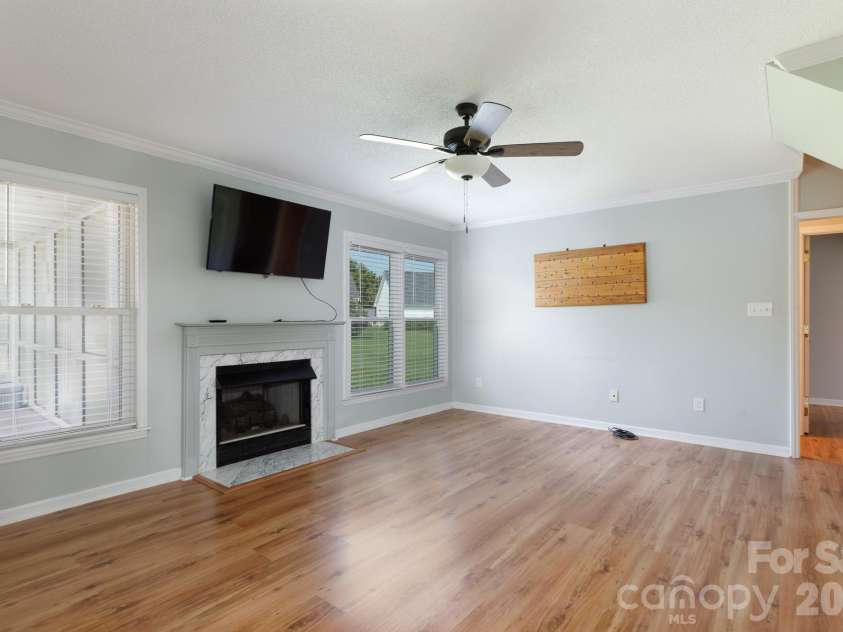 2213 Eastview Road, Rock Hill, SC 29732.  MLS# CAR4403945, YatesRealty ID 37054. 