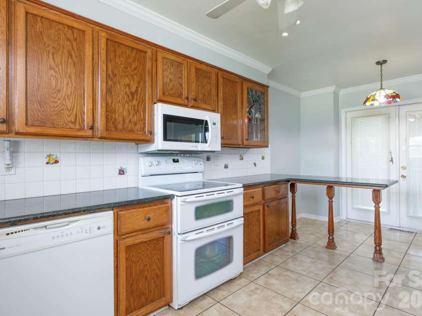 2213 Eastview Road, Rock Hill, SC 29732.  MLS# CAR4403945, YatesRealty ID 37054. 