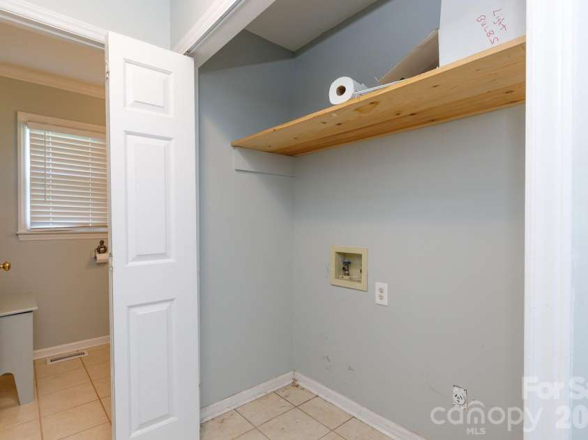 2213 Eastview Road, Rock Hill, SC 29732.  MLS# CAR4403945, YatesRealty ID 37054. 