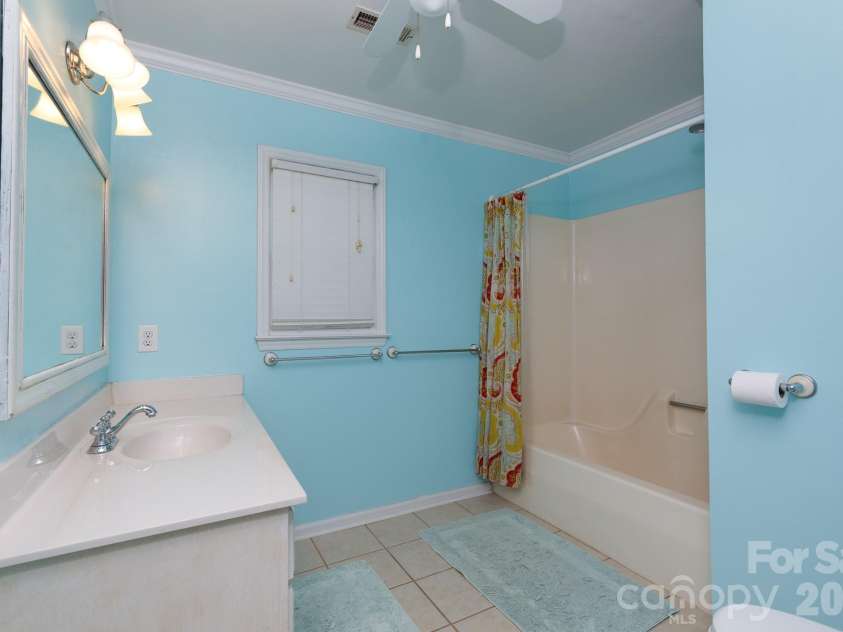 2213 Eastview Road, Rock Hill, SC 29732.  MLS# CAR4403945, YatesRealty ID 37054. 