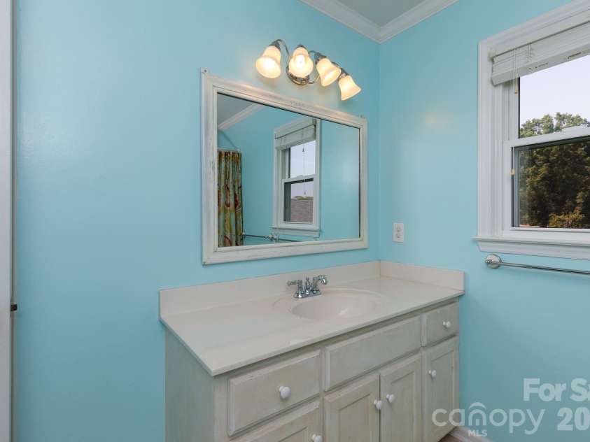 2213 Eastview Road, Rock Hill, SC 29732.  MLS# CAR4403945, YatesRealty ID 37054. 