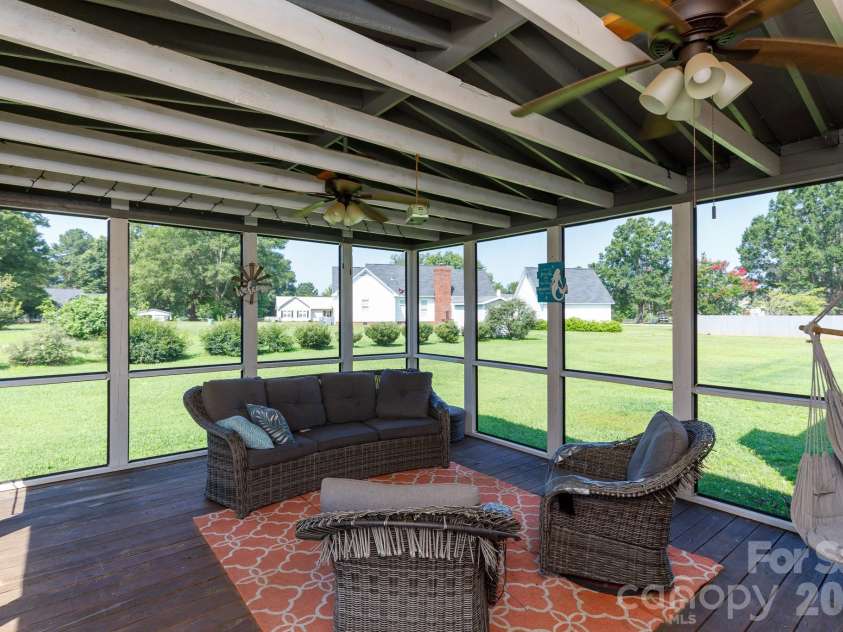 2213 Eastview Road, Rock Hill, SC 29732.  MLS# CAR4403945, YatesRealty ID 37054. 