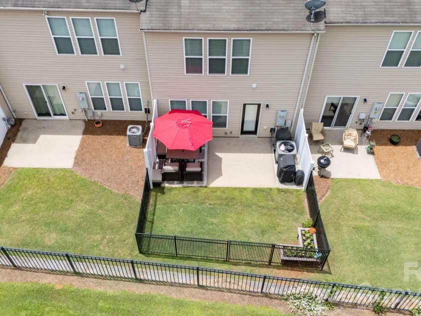 2429 Diplomat Lane, Charlotte, NC 28210.  MLS# CAR4404417, YatesRealty ID 37056. 