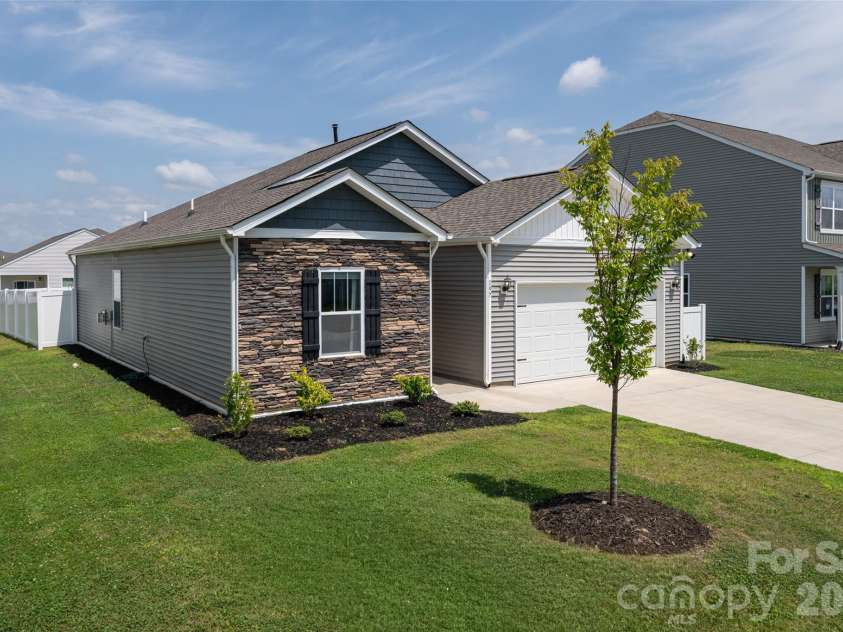 197 Wheatfield Road, Fletcher, NC 28732.  MLS# CAR4398770, YatesRealty ID 37057. 