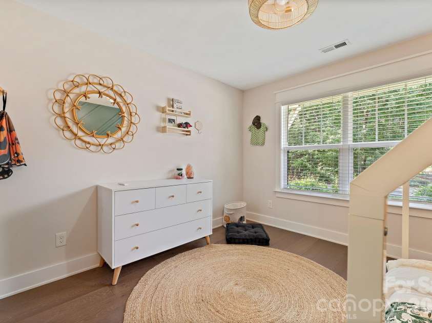 109 Logan Lane, Belmont, NC 28012.  MLS# CAR4399326, YatesRealty ID 37059. 