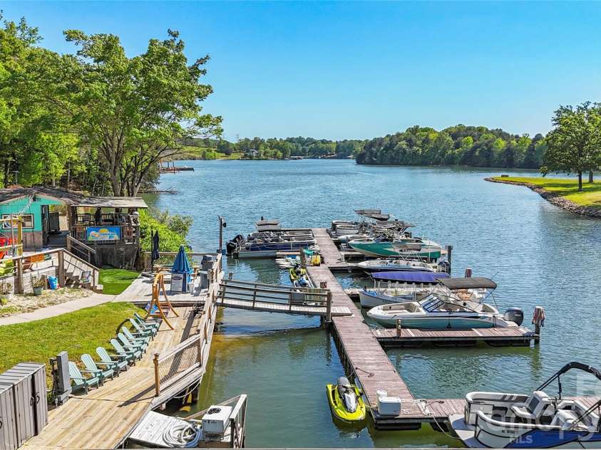 987 Exeter Drive, Sherrills Ford, NC 28673.  MLS# CAR4343027, YatesRealty ID 3706. Sherrills Ford Area