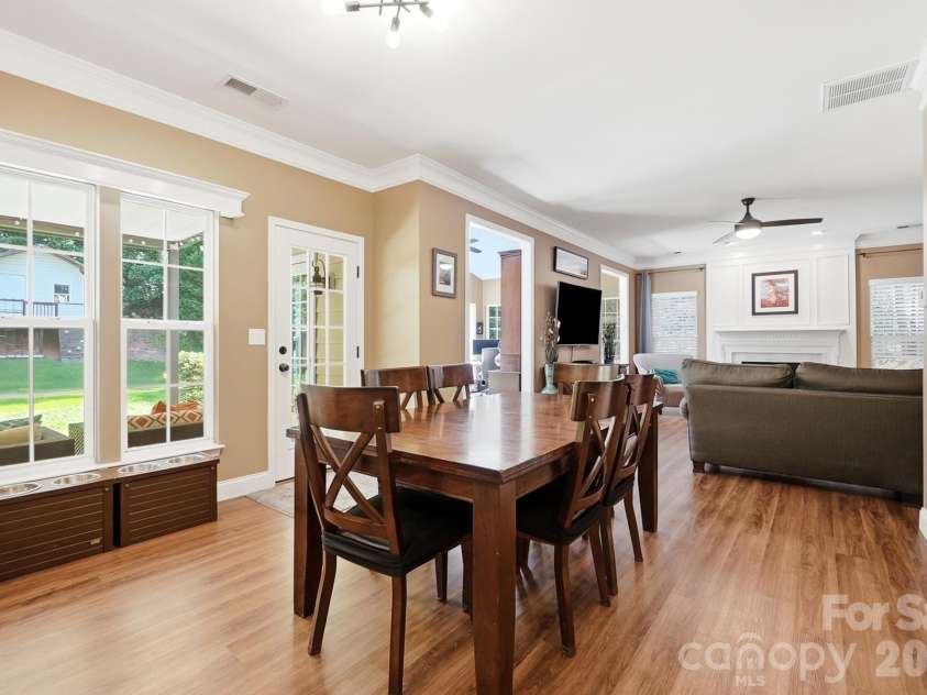 1338 Wrangell Lane, Charlotte, NC 28214.  MLS# CAR4397476, YatesRealty ID 37061. 