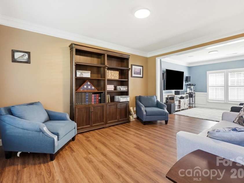 1338 Wrangell Lane, Charlotte, NC 28214.  MLS# CAR4397476, YatesRealty ID 37061. 