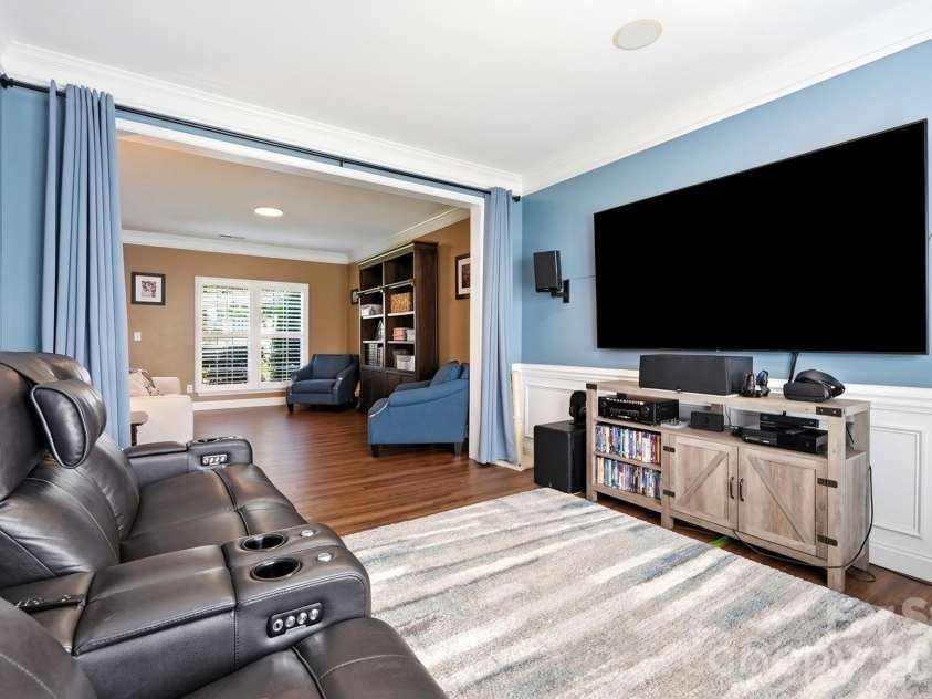 1338 Wrangell Lane, Charlotte, NC 28214.  MLS# CAR4397476, YatesRealty ID 37061. 