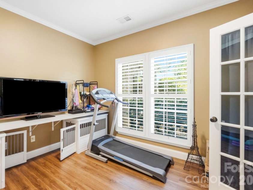 1338 Wrangell Lane, Charlotte, NC 28214.  MLS# CAR4397476, YatesRealty ID 37061. 