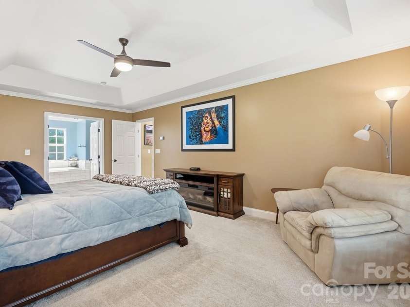 1338 Wrangell Lane, Charlotte, NC 28214.  MLS# CAR4397476, YatesRealty ID 37061. 
