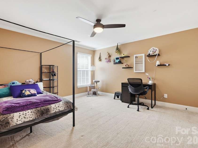 1338 Wrangell Lane, Charlotte, NC 28214.  MLS# CAR4397476, YatesRealty ID 37061. 