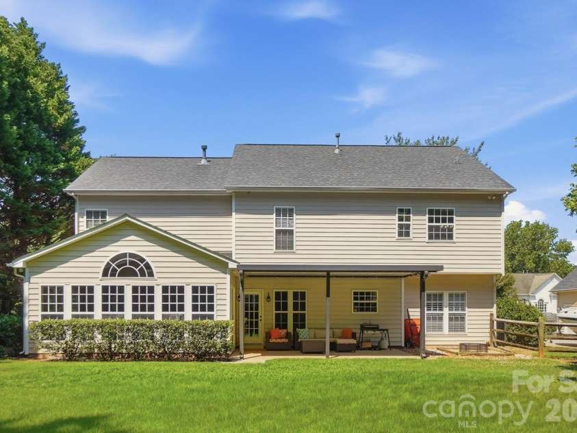 1338 Wrangell Lane, Charlotte, NC 28214.  MLS# CAR4397476, YatesRealty ID 37061. 