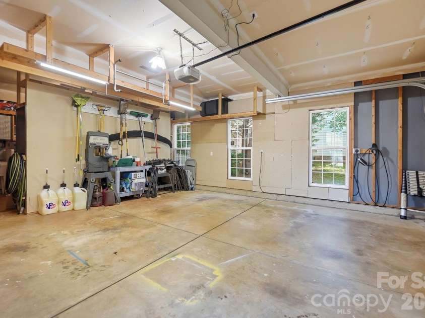 1338 Wrangell Lane, Charlotte, NC 28214.  MLS# CAR4397476, YatesRealty ID 37061. 