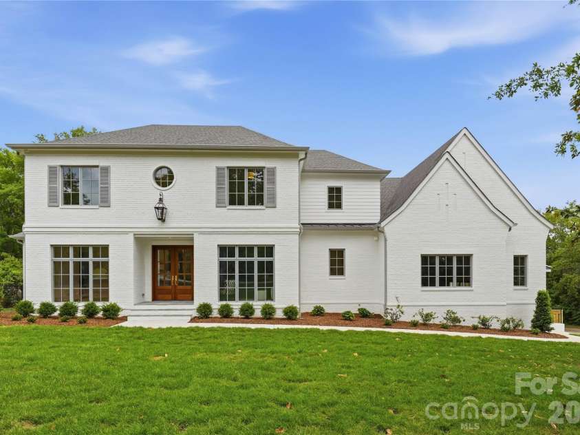539 Mammoth Oaks Drive, Charlotte, NC 28270.  MLS# CAR4379128, YatesRealty ID 37062. 