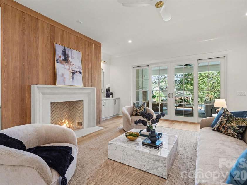 539 Mammoth Oaks Drive, Charlotte, NC 28270.  MLS# CAR4379128, YatesRealty ID 37062. 