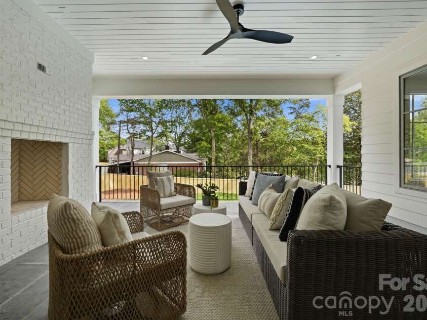 539 Mammoth Oaks Drive, Charlotte, NC 28270.  MLS# CAR4379128, YatesRealty ID 37062. Main Level Patio