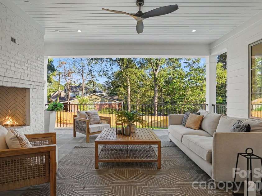 539 Mammoth Oaks Drive, Charlotte, NC 28270.  MLS# CAR4379128, YatesRealty ID 37062. Primary Level Bluestone Balcony