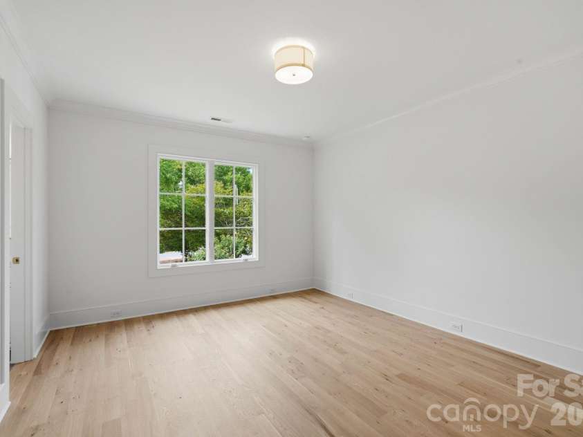 539 Mammoth Oaks Drive, Charlotte, NC 28270.  MLS# CAR4379128, YatesRealty ID 37062. Upstairs 3rd BR