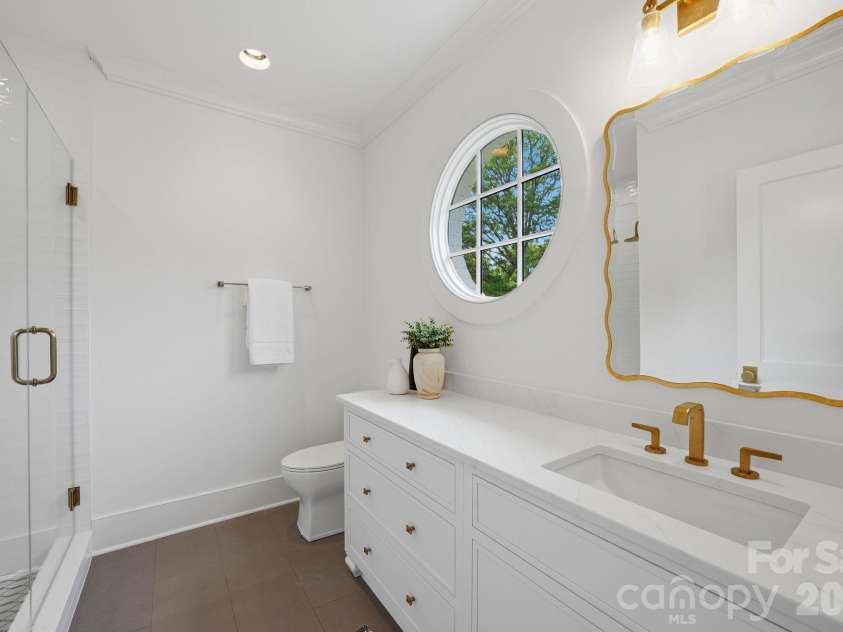 539 Mammoth Oaks Drive, Charlotte, NC 28270.  MLS# CAR4379128, YatesRealty ID 37062. Upstairs FB 3