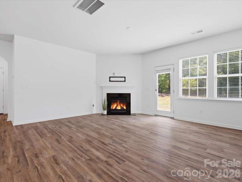 1012 Whipcord Drive, Waxhaw, NC 28173.  MLS# CAR4402986, YatesRealty ID 37063. 