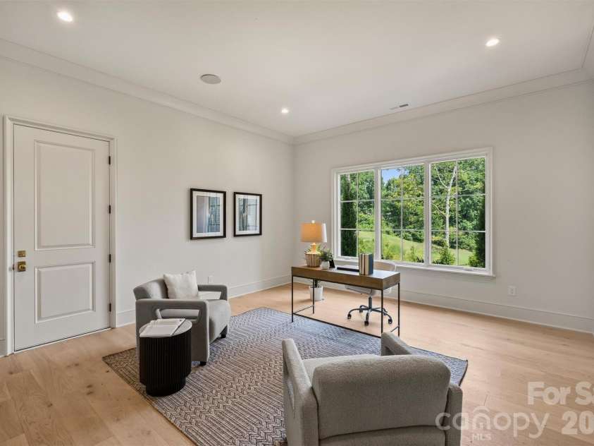 4816 Kelly Woods Lane, Charlotte, NC 28277.  MLS# CAR4400249, YatesRealty ID 37065. 