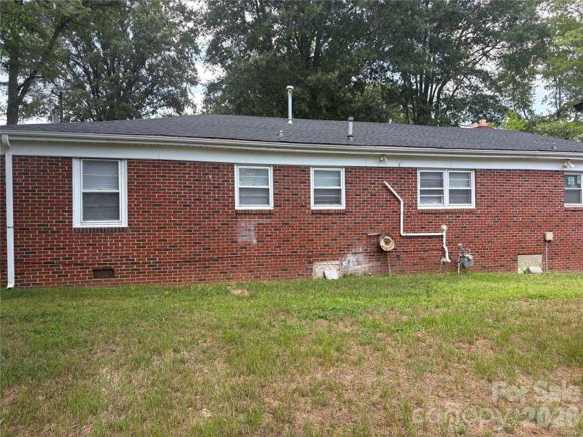 315 Parkview Avenue, Concord, NC 28025.  MLS# CAR4400555, YatesRealty ID 37066. Flat Lot