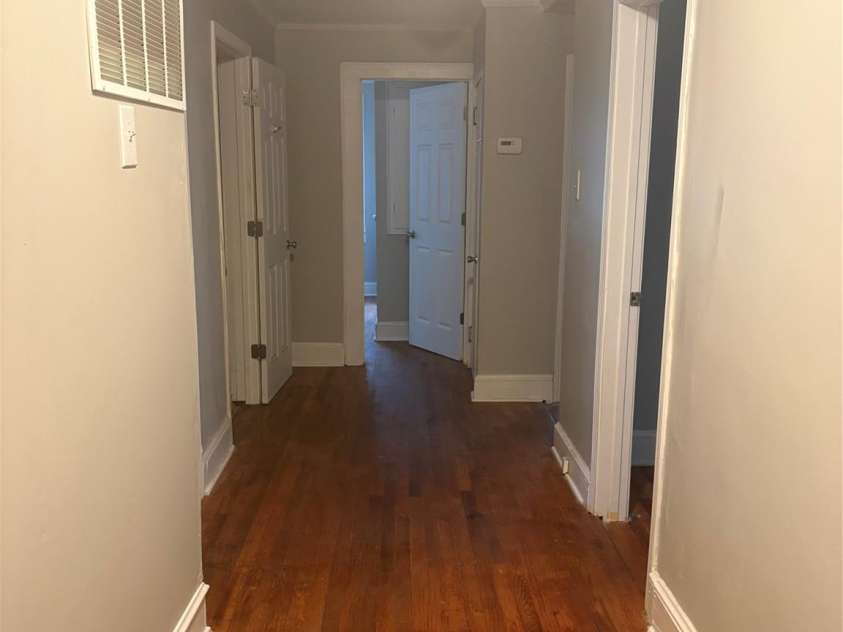 315 Parkview Avenue, Concord, NC 28025.  MLS# CAR4400555, YatesRealty ID 37066. Hallway