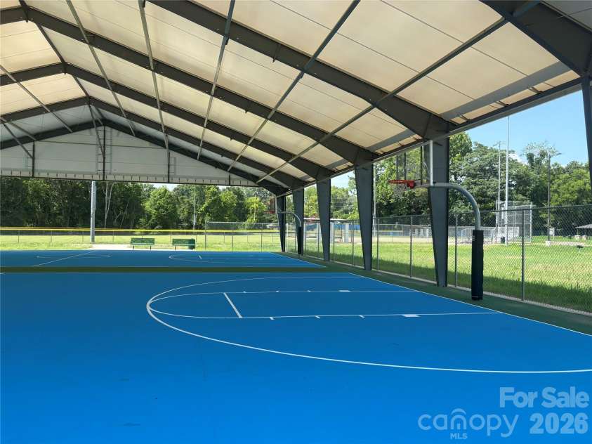 315 Parkview Avenue, Concord, NC 28025.  MLS# CAR4400555, YatesRealty ID 37066. Multiple Basketball Courts
