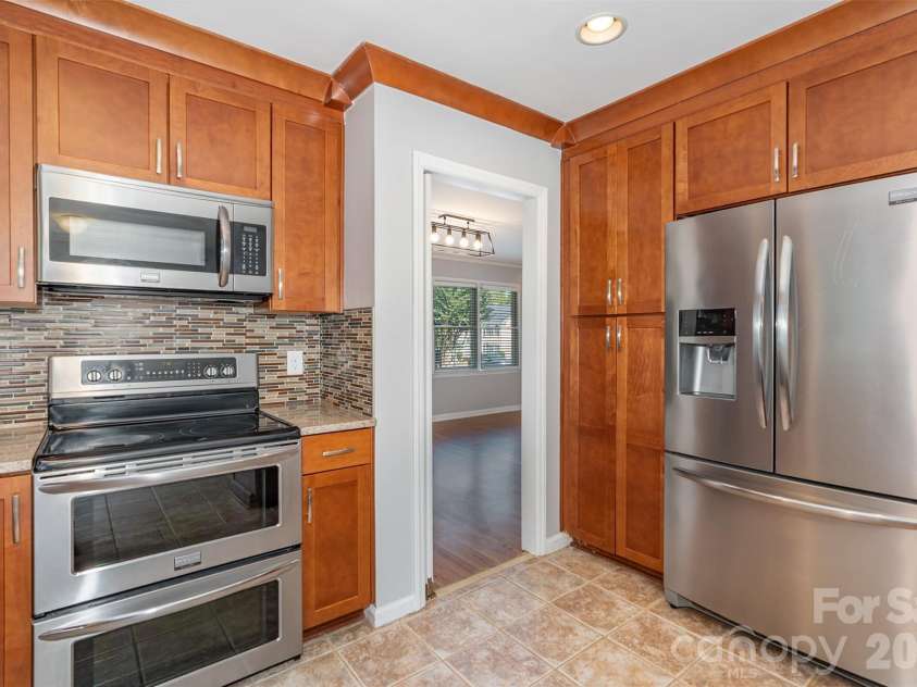 2213 Century Oaks Lane, Charlotte, NC 28262.  MLS# CAR4395441, YatesRealty ID 37068. 