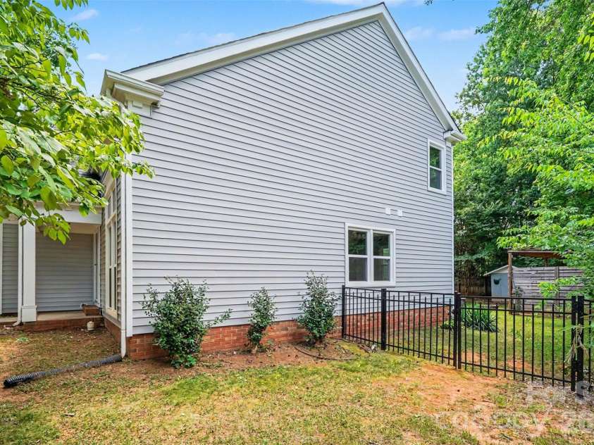 2213 Century Oaks Lane, Charlotte, NC 28262.  MLS# CAR4395441, YatesRealty ID 37068. 