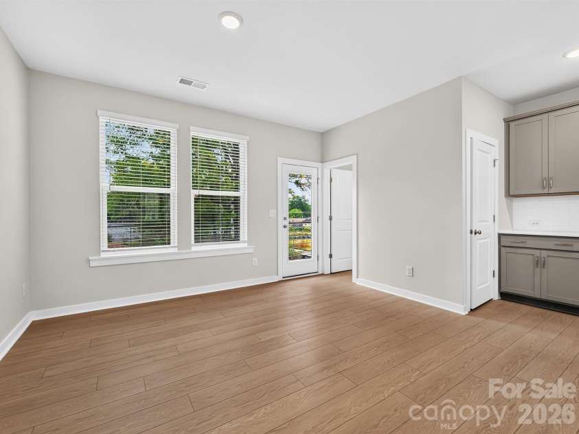 1136 Bismuth Lane, Charlotte, NC 28211.  MLS# CAR4356205, YatesRealty ID 3707. 