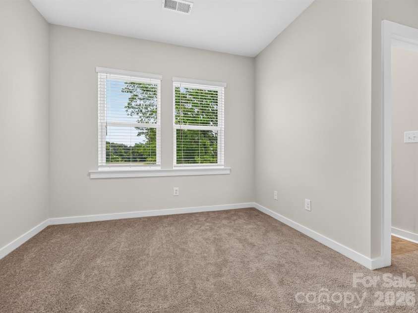1136 Bismuth Lane, Charlotte, NC 28211.  MLS# CAR4356205, YatesRealty ID 3707. 