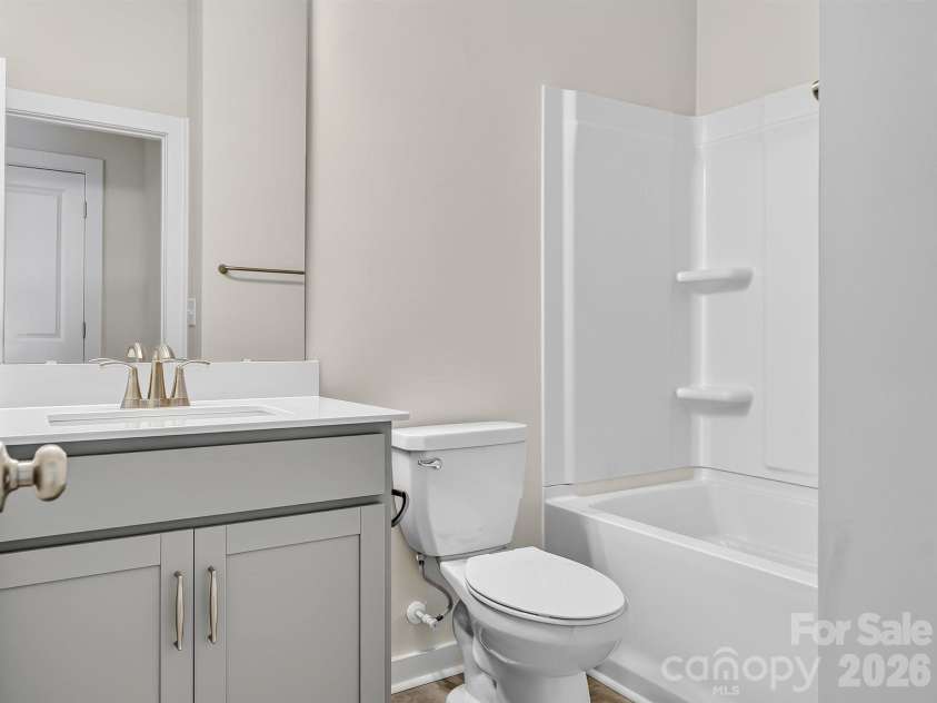 1136 Bismuth Lane, Charlotte, NC 28211.  MLS# CAR4356205, YatesRealty ID 3707. 